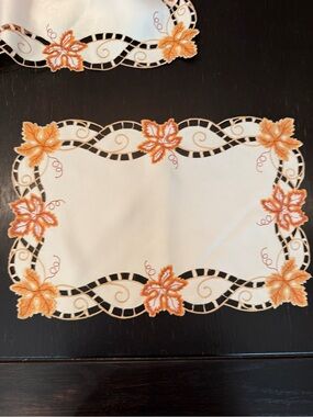 Autumn Leaf Embroidered Placemat Set/2 Cream with Orange Accents NOS